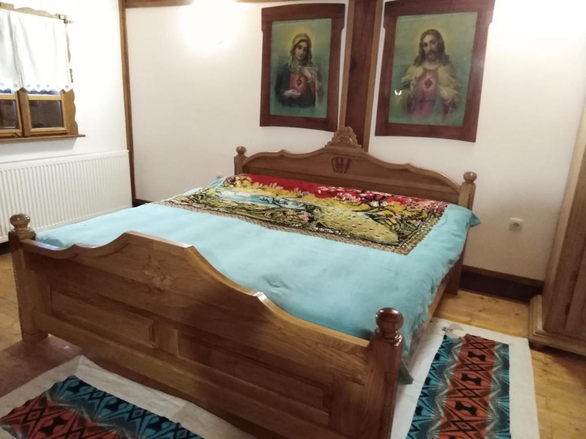 Ferienwohnung Umjetnicka Etno Kuca Luka Podravske Sesvete Exterior foto
