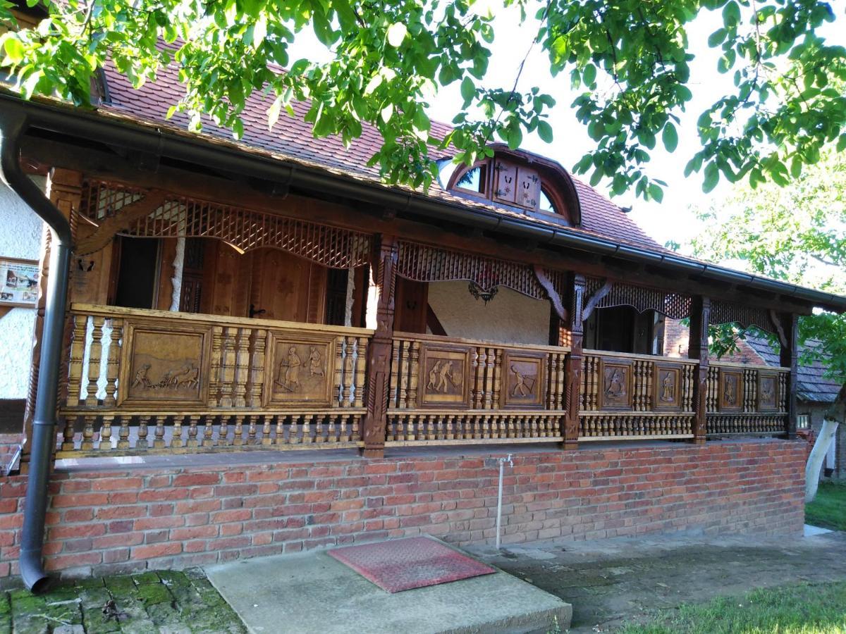 Ferienwohnung Umjetnicka Etno Kuca Luka Podravske Sesvete Exterior foto